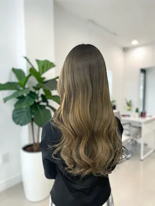 ロング カラー カラー専門美容師🫧 舘田千乃🫧のヘアスタイル