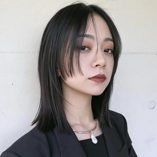 ミディアム ハイトーン/表参道 ミウのヘアスタイル