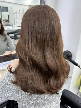カラー 札幌/カラーモデル 🥣トレンドカラーのヘアスタイル