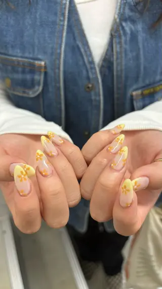 ネイル 伊藤 梨恋のネイルデザイン