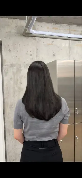 ロング カラー 高橋大樹/グレー ジュ/ブリーチなしのヘアスタイル