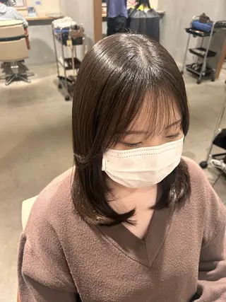 ミディアム カラー 瀬川 夏緒のヘアスタイル