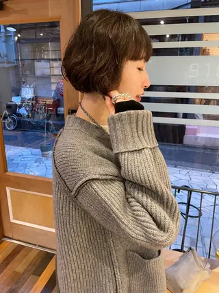 ショート パーマ あずまぐち めぐみのヘアスタイル