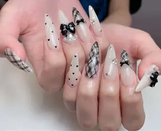 ネイル 中野駅から2分 MEO NAILのネイルデザイン