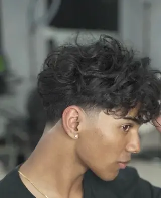パーマ メンズ メンズヘア特化 廣田和也のヘアスタイル