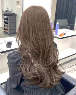 ロング カラー 透明カラー✨ ブラウンカラーひなたのヘアスタイル