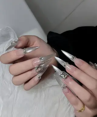 ネイル Mika Nails 心斎橋のネイルデザイン