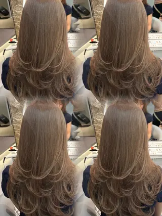 カラー 富永 愛梨のヘアスタイル
