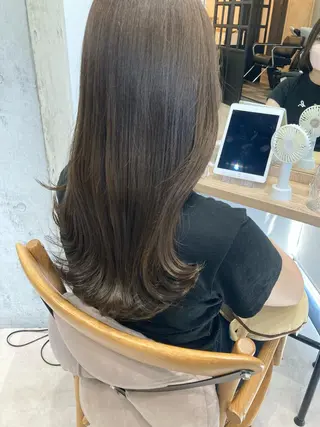 セミロング ✨色持ちの良い艶 カラー✨蟹江真世のヘアスタイル