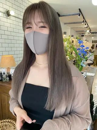 ロング カラー 顔周りレイヤーカット ブリーチminamiのヘアスタイル