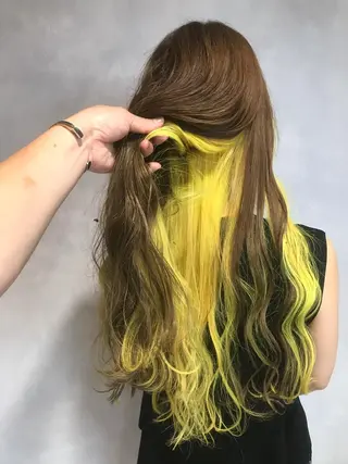 ロング カラー ブリーチカラー☆ 再生トリートメントのヘアスタイル