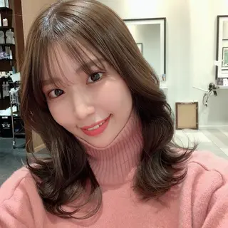 ミディアム カット講師 久保匠のヘアスタイル