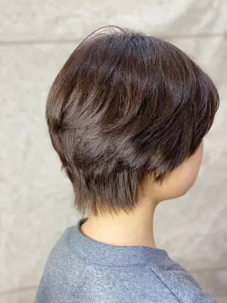 ショート 長濱 俊のヘアスタイル
