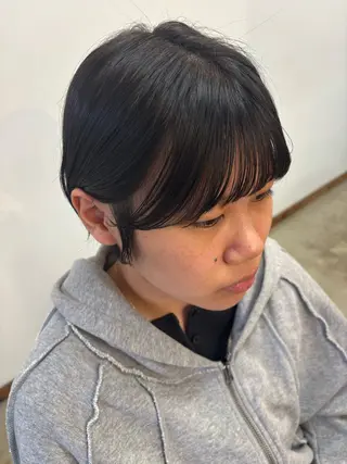 透明感カラー🫧 高田李胡のヘアスタイル