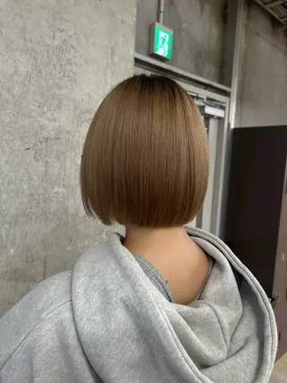 ミディアム 伊藤ほのか/パーマ /ダブルカラーのヘアスタイル