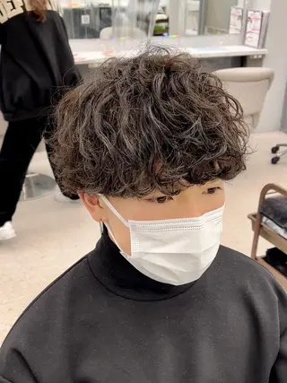 ショート 京都河原町 メンズパーマ助川龍哉のヘアスタイル