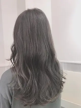 ロング カラー ぱつっとボブ/ 小野あかねのヘアスタイル
