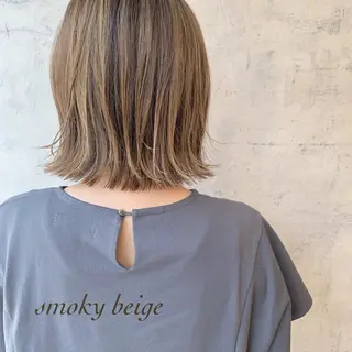 ミディアム カラー 池田 真由美のヘアスタイル