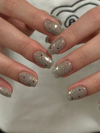 ネイル Noël 新宿南口 toyonのネイルデザイン
