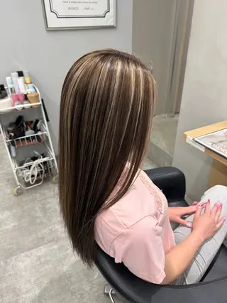 ロング カラー 巻ける髪質改善🫧ハ イライト/永田汰伊智のヘアスタイル