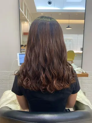 セミロング パーマ 土門 茜のヘアスタイル