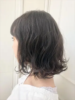 ミディアム カラー 山形 光輪子のヘアスタイル