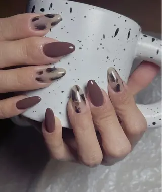 セミロング めぐみのネイルサロン スタッフ練習のネイルデザイン