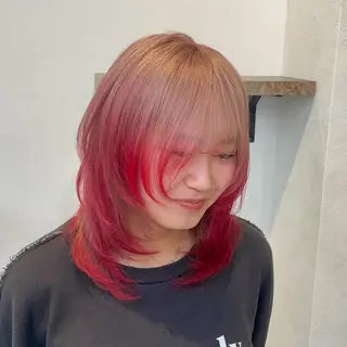 ミディアム カラー 🤍ハイトーン/デザ インカラーまりん🤍のヘアスタイル
