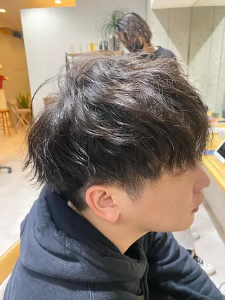 パーマ メンズ 似合う髪型見つけます AYAKAのヘアスタイル