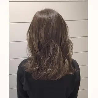 セミロング カラー 🍊新宿南口🍊 ERINAのヘアスタイル