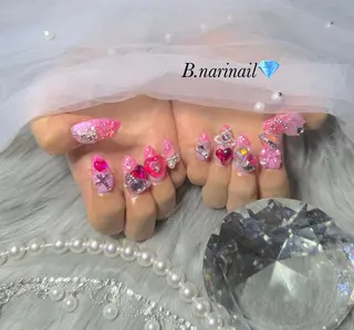 ネイル b.nari nailのネイルデザイン