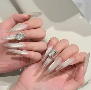 ネイル D-BEAUTY Nailsalonのネイルデザイン