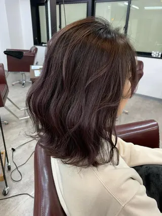 ミディアム カラー 須佐 勝也のヘアスタイル