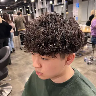 ショート カラー パーマ ヘアアレンジ メンズ キッズ 🔷横浜1のパーマ 職人🔷将太郎のヘアスタイル