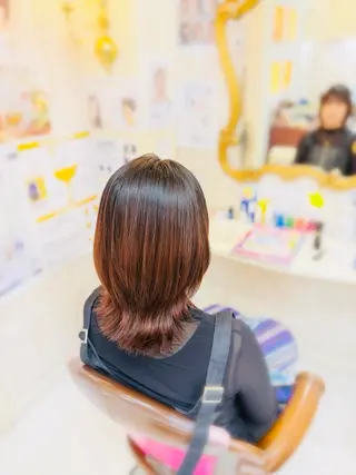 セミロング 菅沼 美咲のヘアスタイル
