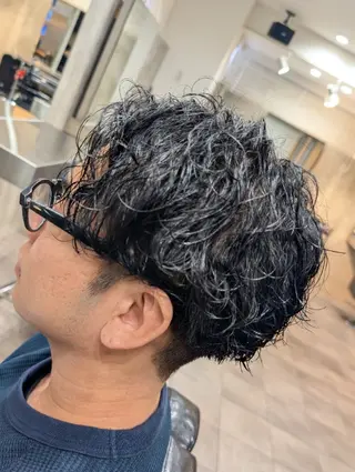 パーマ メンズ カラー ミディアム QOL札幌YUTO （旧QOL円山）のヘアスタイル