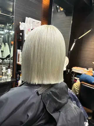 ショート カラー 山本 雅由のヘアスタイル