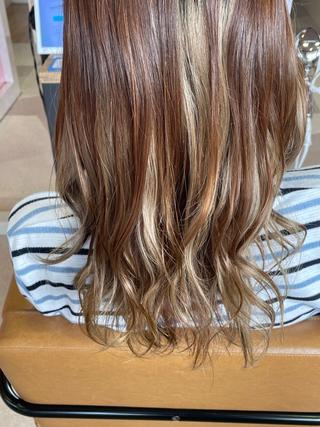 カラー 大山 莉奈のヘアスタイル