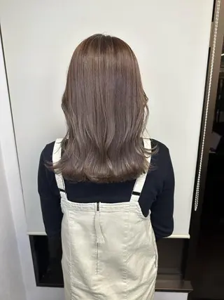 ショート カラー ブリーチカラー🫧 森　凪沙のヘアスタイル