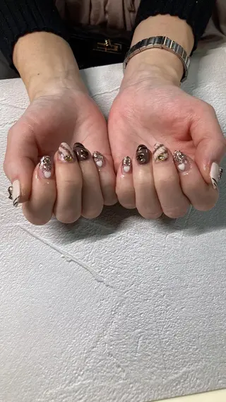 ネイル Agu. Nail tomoのネイルデザイン