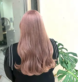 カラー 高濱 ひなよのヘアスタイル