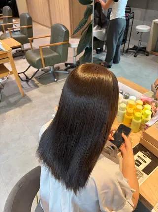 セミロング カラー カラー🥣✨️/ デザインネイル/ミクのヘアスタイル