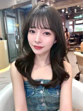セミロング 大宮ブリーチ縮毛⭕️ 暗髪レイヤーしょうまのヘアスタイル
