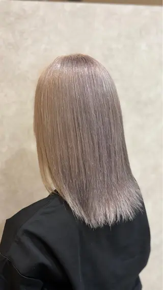 ミディアム カラー 🎀透明感カラー /ケアブリーチ🎀のヘアスタイル