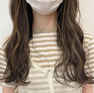 ロング カラー kakeru/ ミディアムレイヤーのヘアスタイル