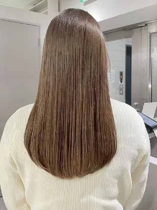 カラー コト ネのヘアスタイル