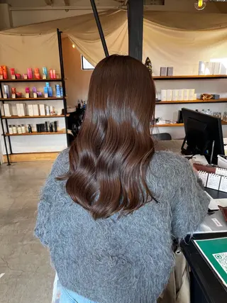 ロング ブリーチ/透明感ベー ジュ/ふじわら はゆのヘアスタイル