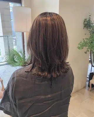 ミディアム カイ マコトのヘアスタイル