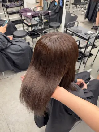 カラー 透明感カラー🫧 EMAのヘアスタイル