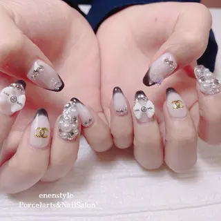 ミディアム ネイル 🐾enen style 🐾のネイルデザイン
